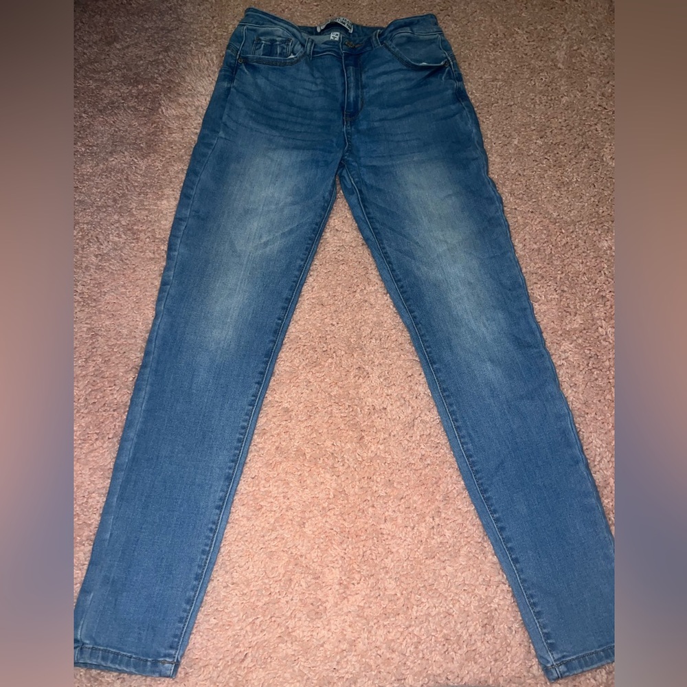 Women’s skinny jeans